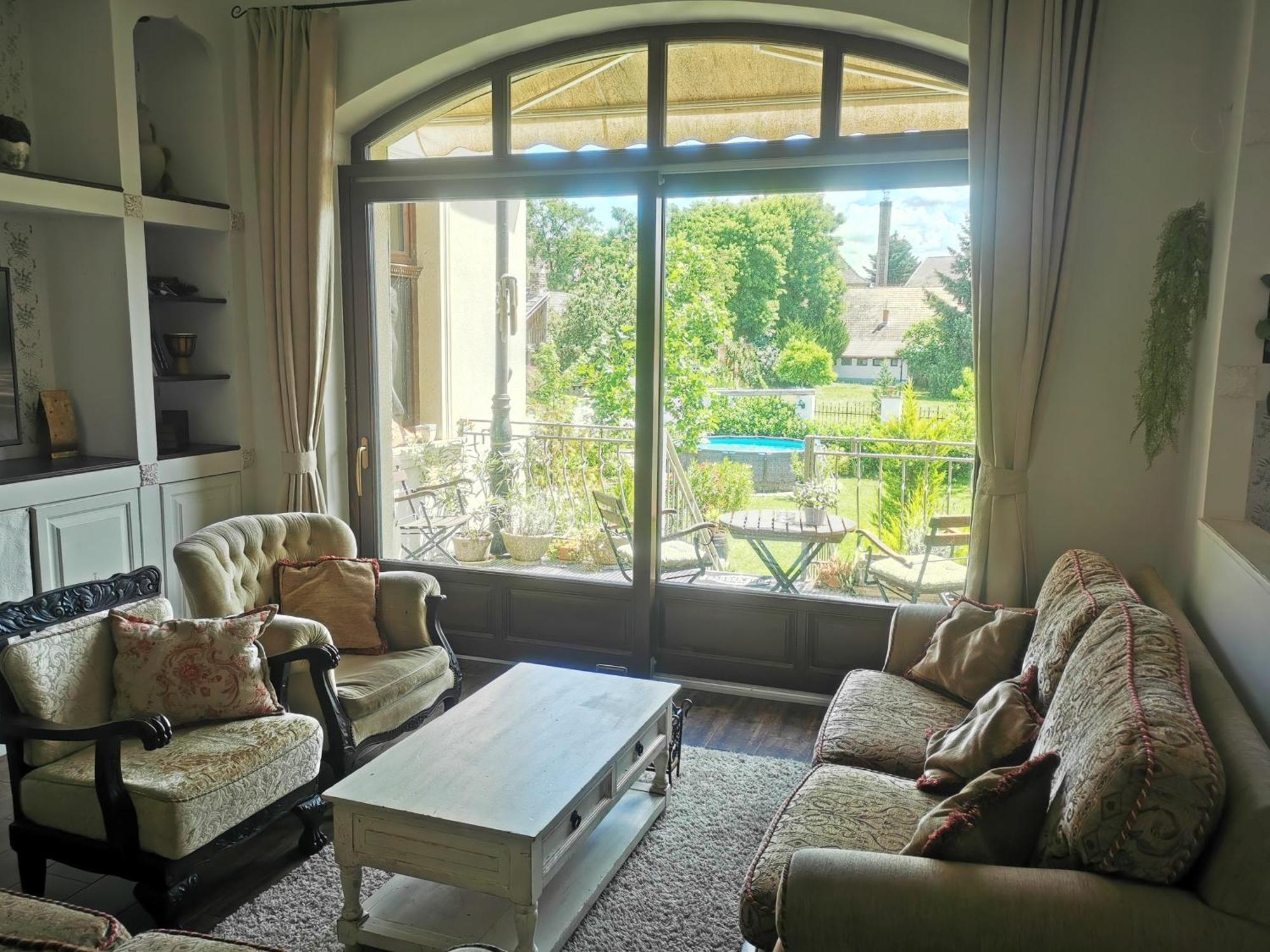 Kuria Apartman With Private Jacuzzi And Pool ブダペスト エクステリア 写真